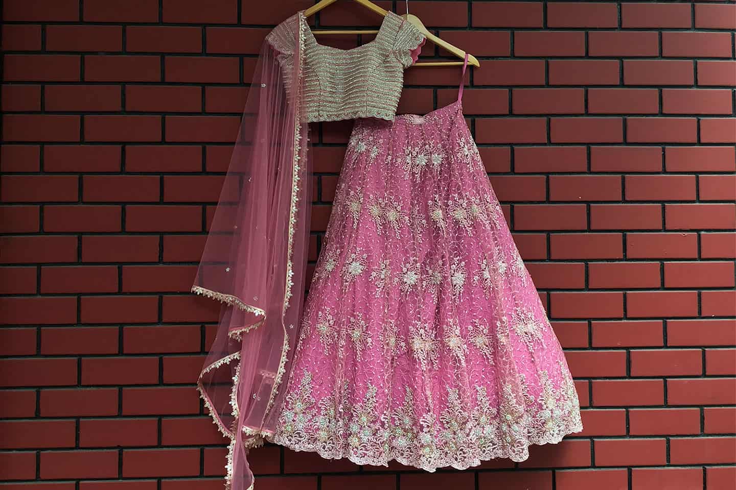 MDB 21473 ( Pakistani Bridal Lehenga Uk ) in Chandigarh at best price by Maharani  designer boutique - Justdial
